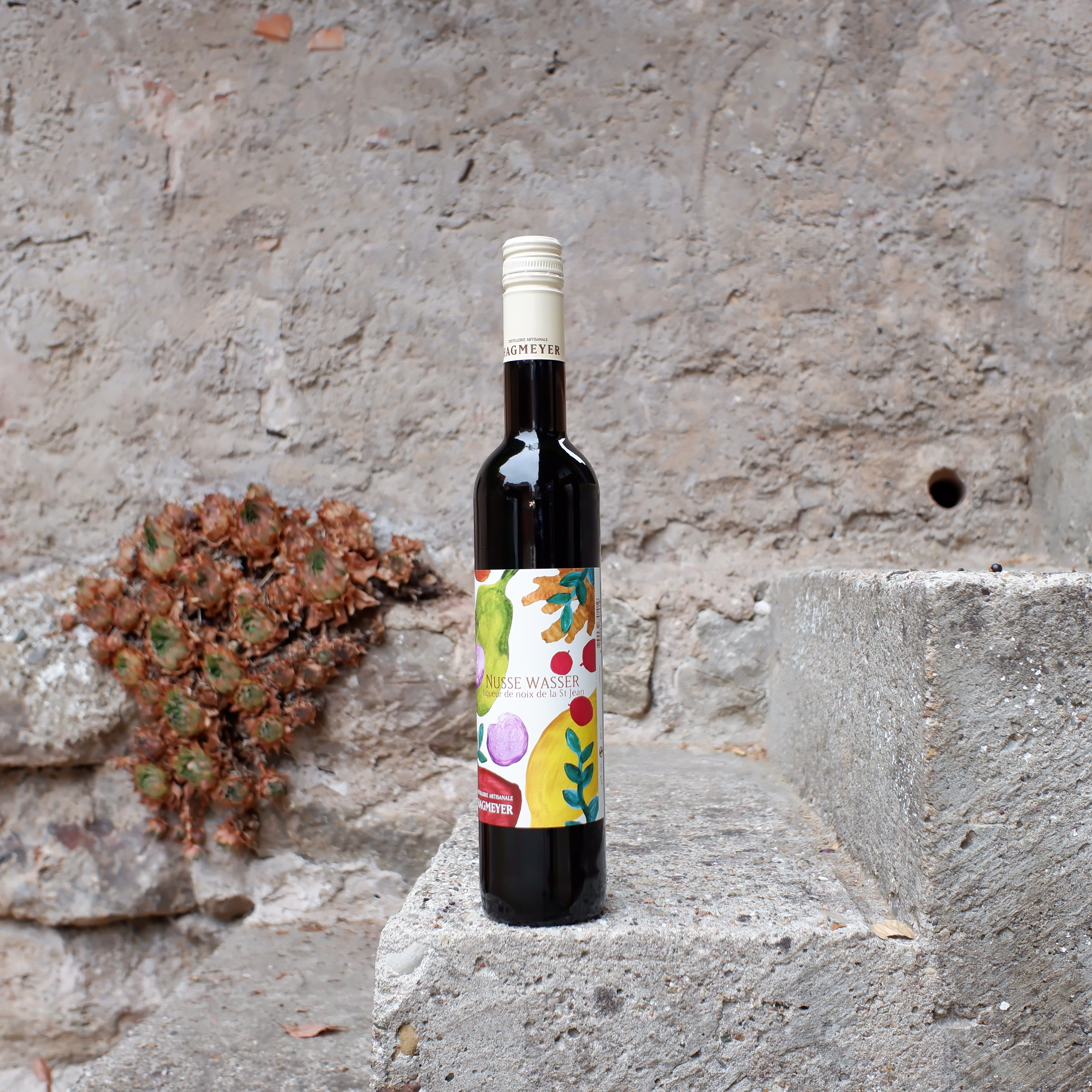 Nusse Wasser Liqueur de noix